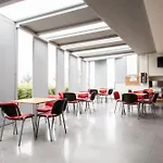 Residencia Universitaria Resa O Castro Hostel Vigo
