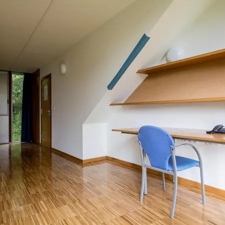 Residencia Universitaria Resa O Castro *