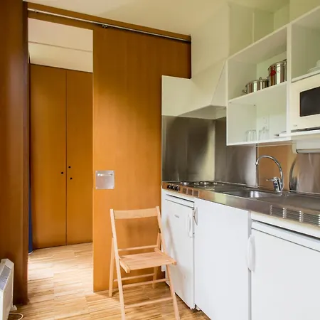 Residencia Universitaria Resa O Castro Hostel