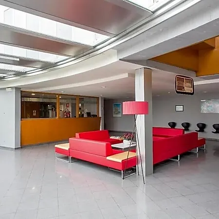 Hostel Residencia Universitaria Resa O Castro Vigo