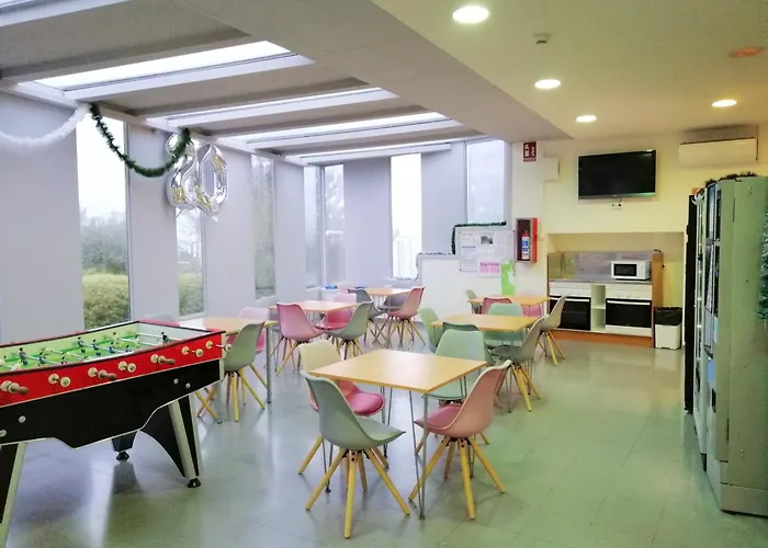 Residencia Universitaria Resa O Castro Hostel *