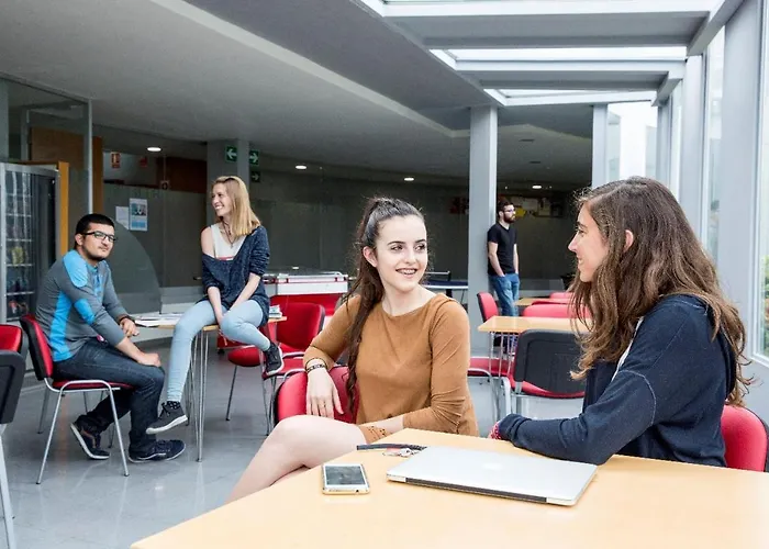 Residencia Universitaria Resa O Castro Hostel Comarca de Vigo